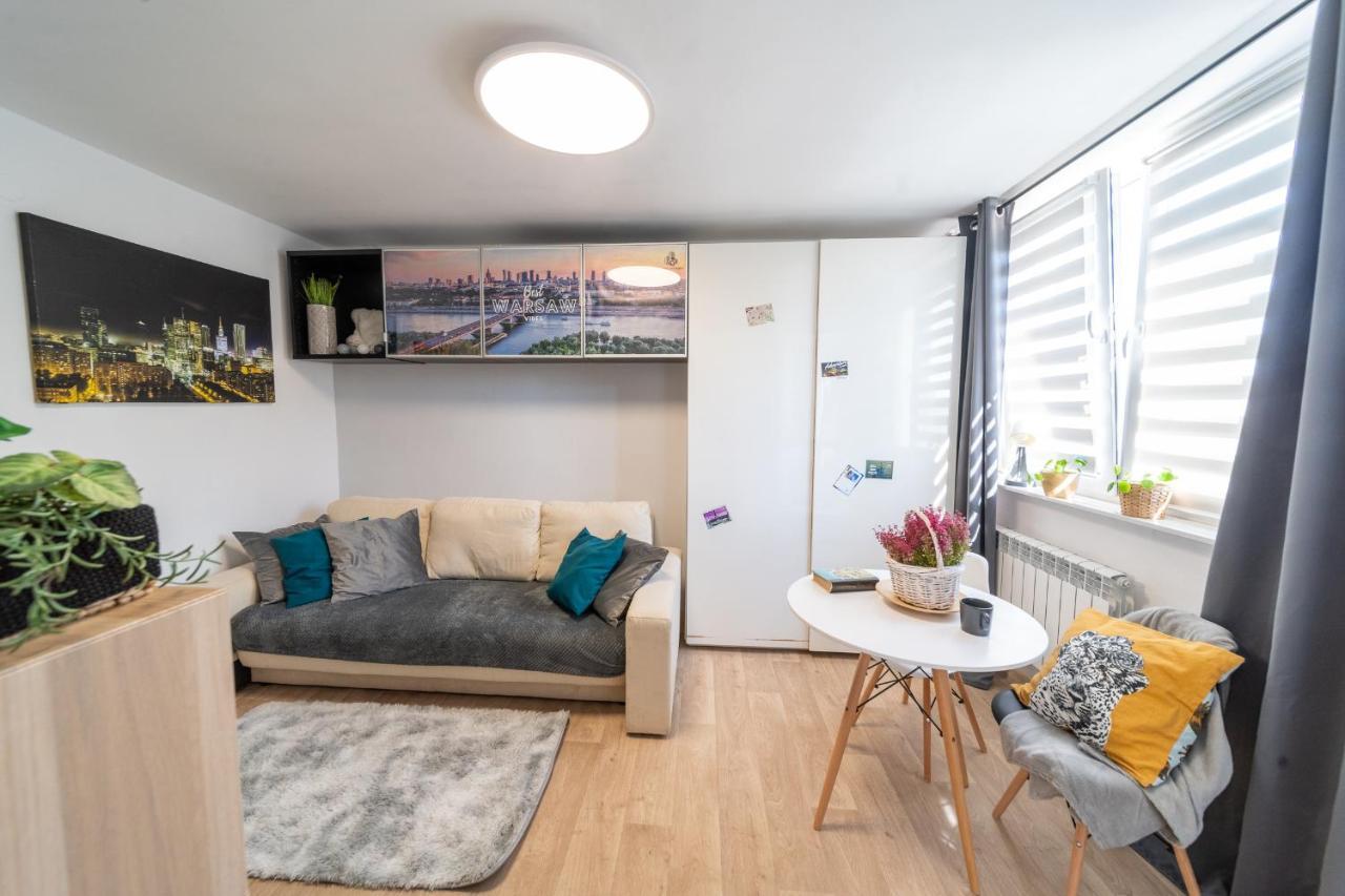Metro Lux Home Apartment Варшава Екстер'єр фото