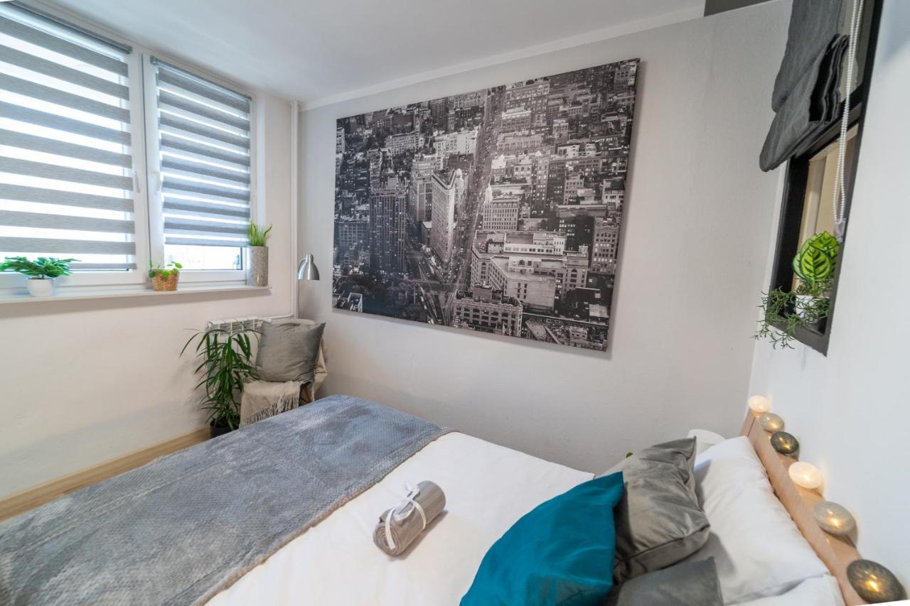 Metro Lux Home Apartment Варшава Екстер'єр фото