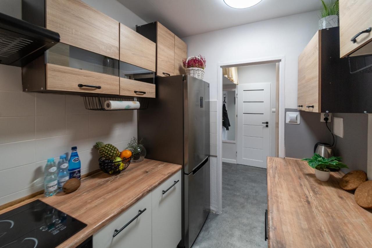 Metro Lux Home Apartment Варшава Екстер'єр фото