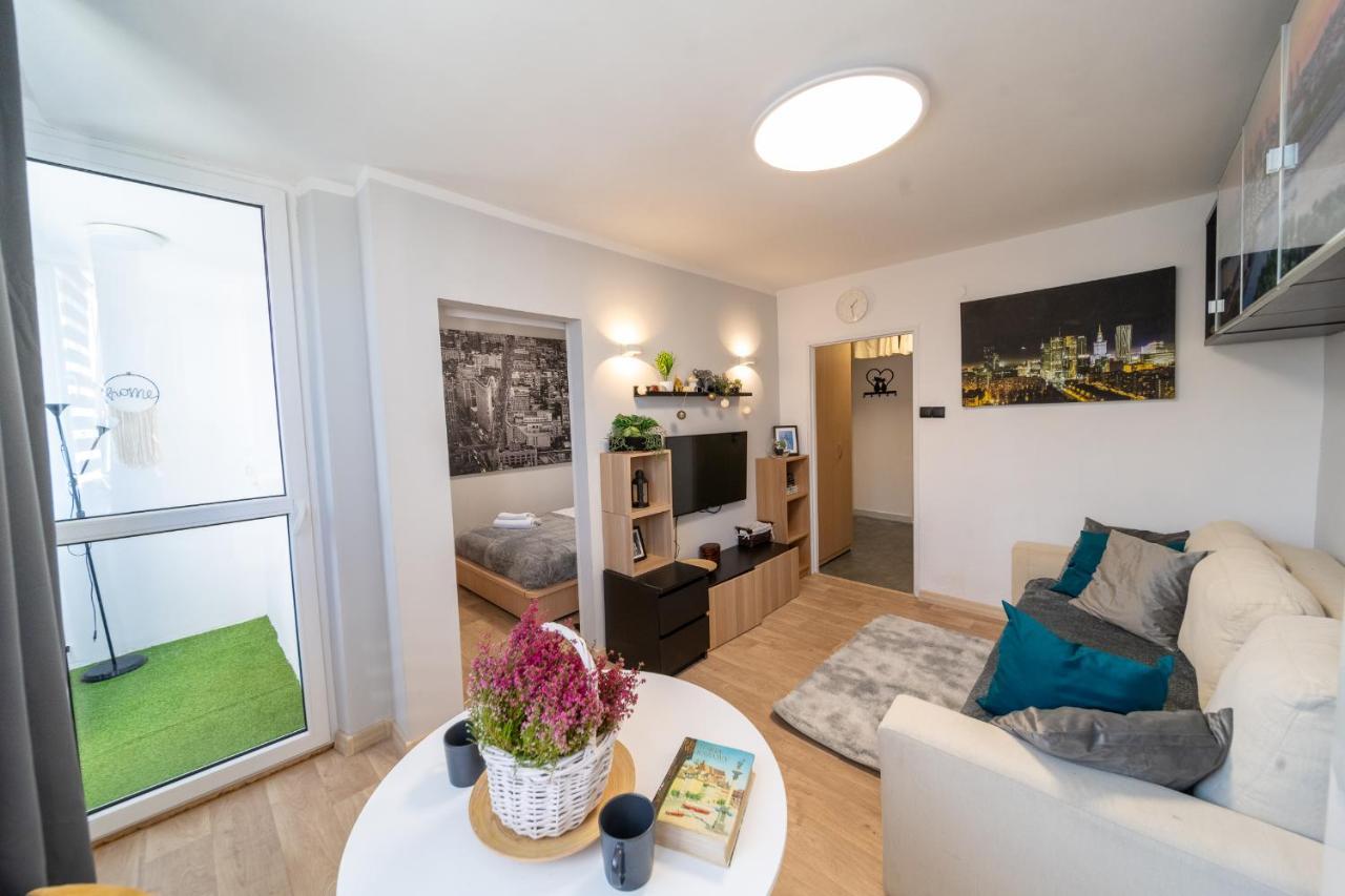 Metro Lux Home Apartment Варшава Екстер'єр фото