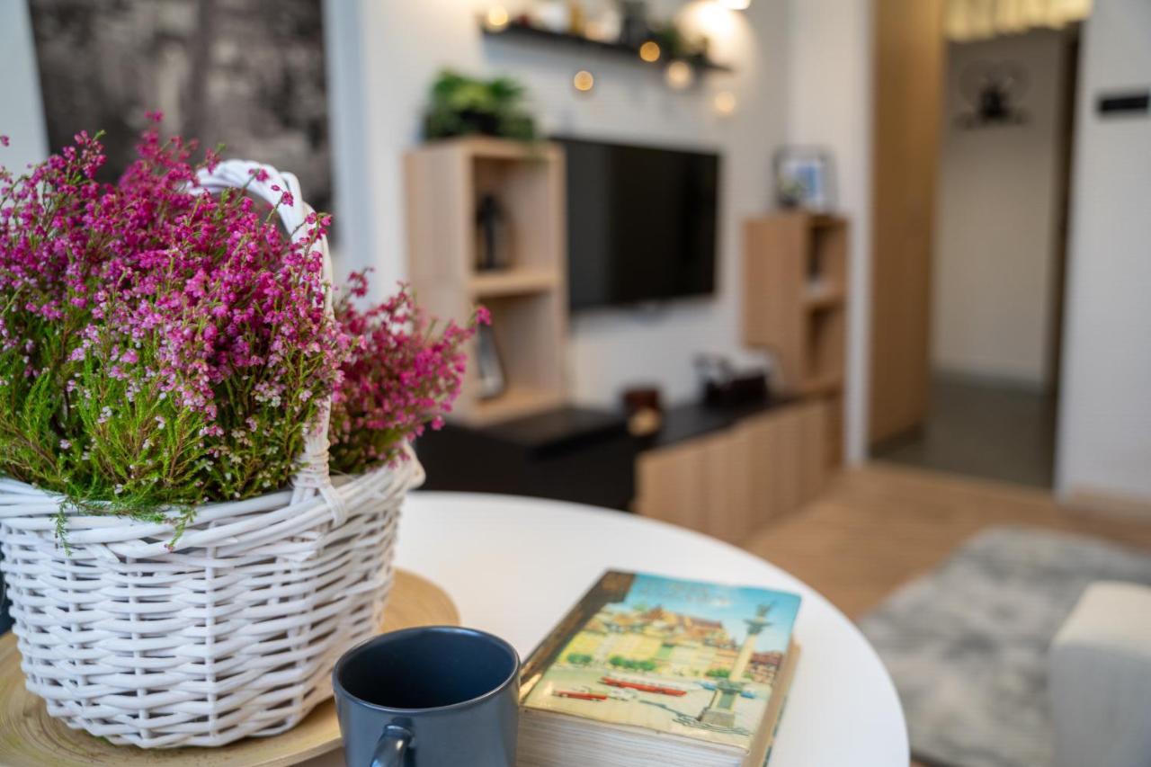 Metro Lux Home Apartment Варшава Екстер'єр фото