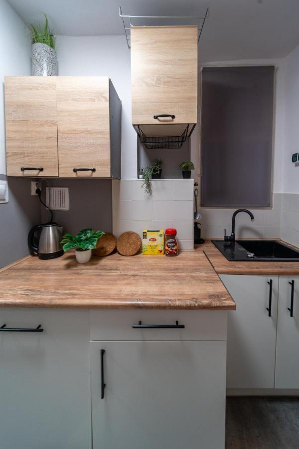 Metro Lux Home Apartment Варшава Екстер'єр фото